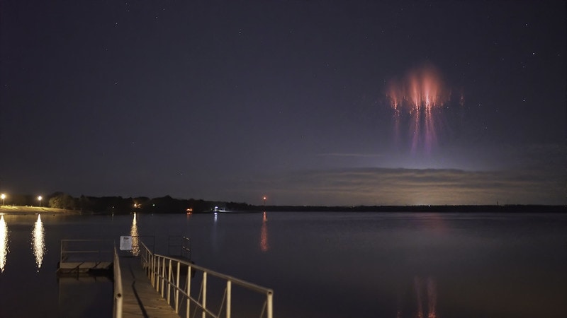 World&#8217;s Strangest Weather Phenomena And How They Happen