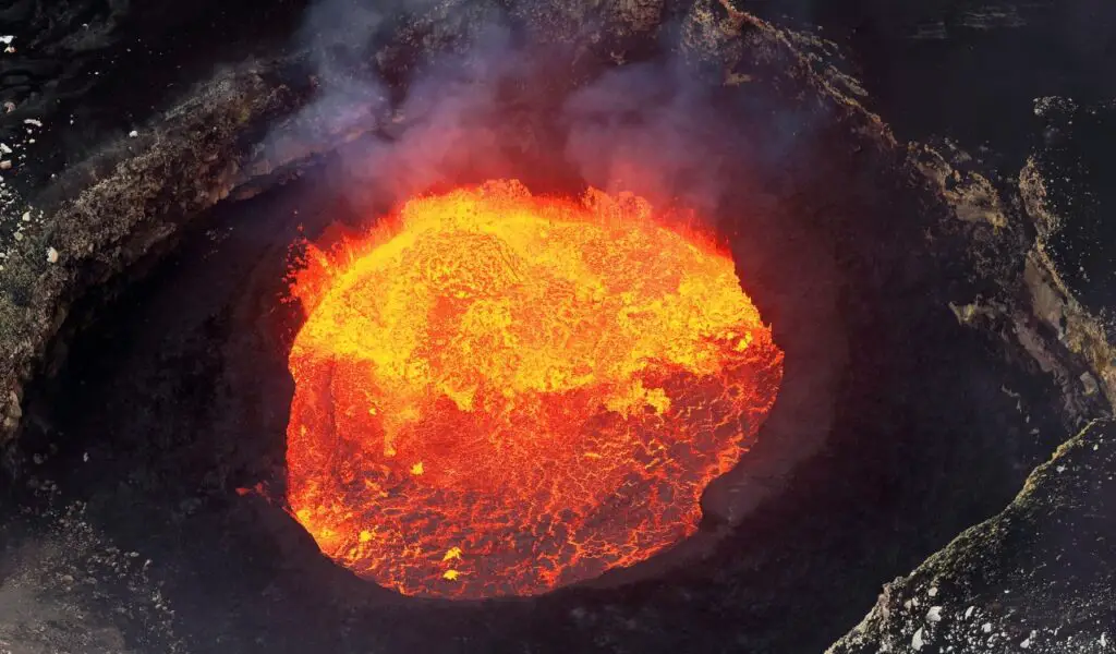 The Most Infamous Volcano Eruptions In History