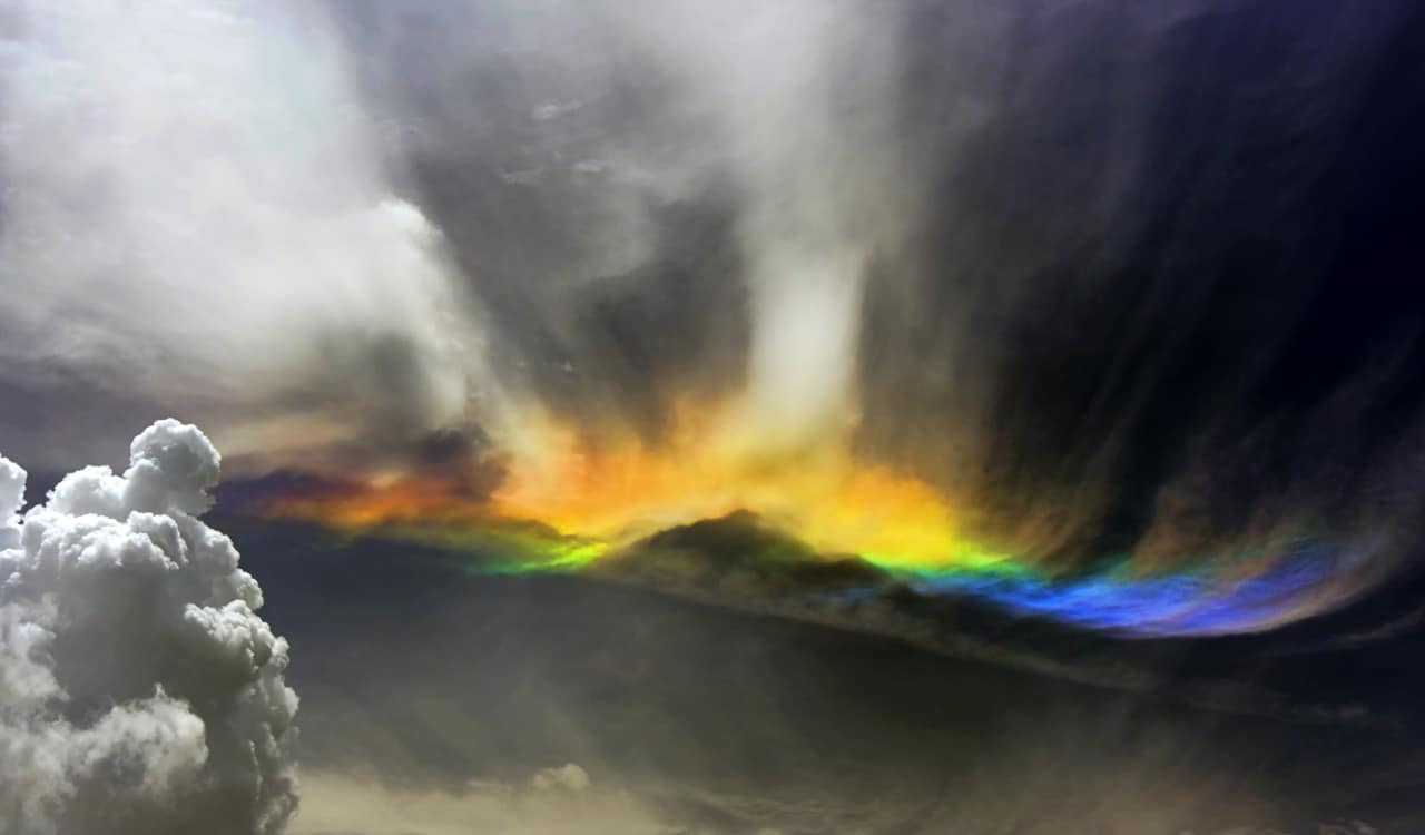 World&#8217;s Strangest Weather Phenomena And How They Happen