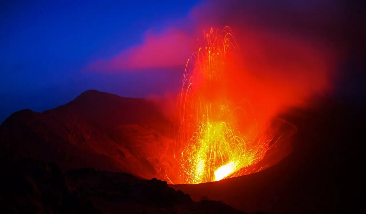 The Most Infamous Volcano Eruptions In History