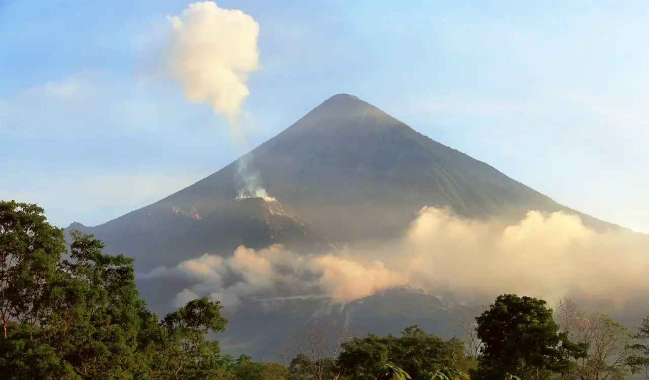 The Most Infamous Volcano Eruptions In History