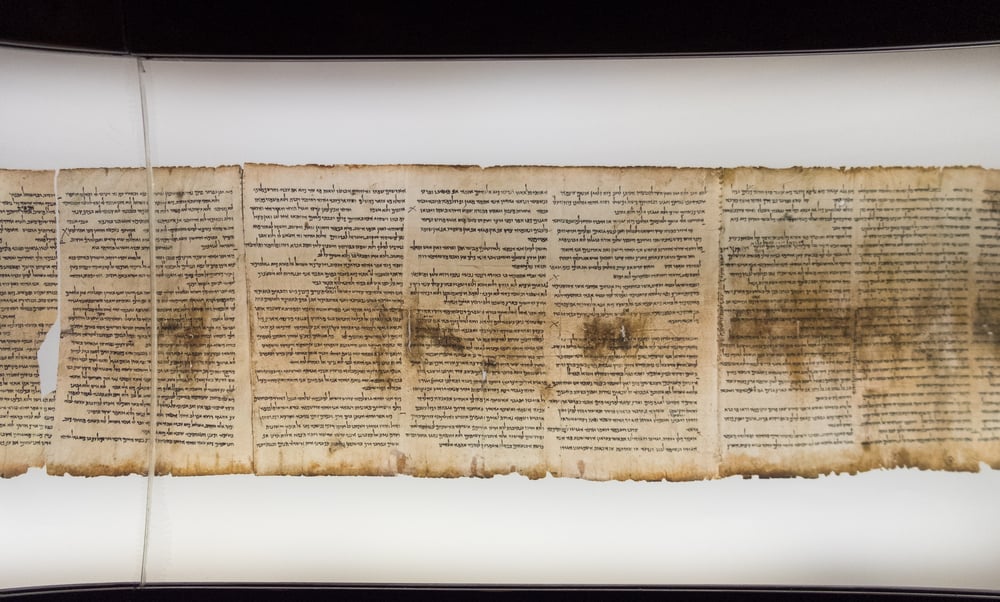 Science Tries to Discover the Authenticity of the Dead Sea Scrolls 